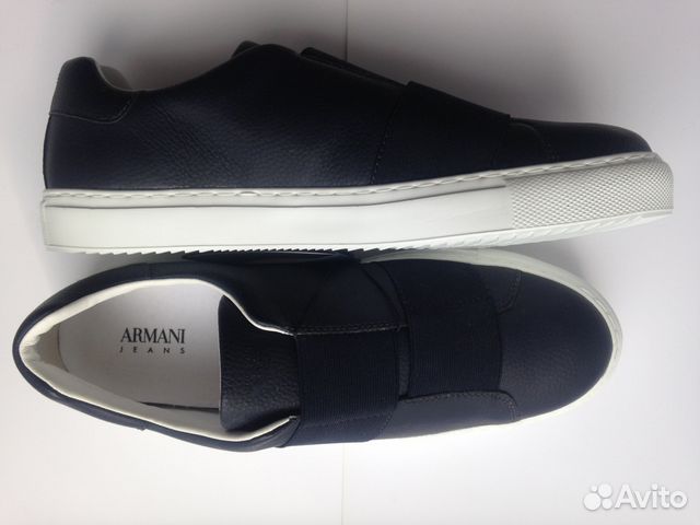 Ботинки Armani новые 43 размера