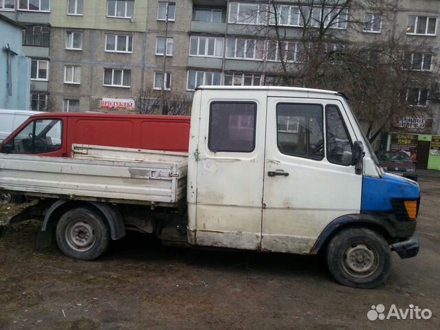 Продам Мерседес 310 по запчастям