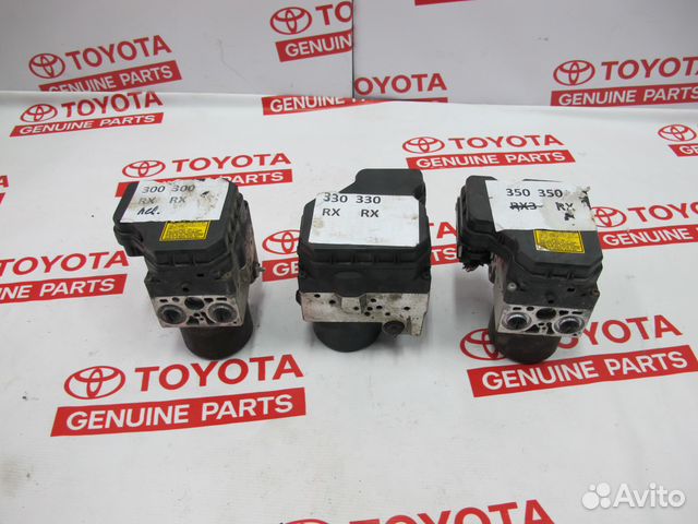 Блок ABS на Lexus RX 2003-2008гг