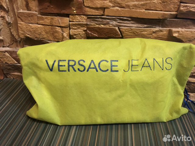 Клатч Versace оригинал с бахромой из цепочек Клатч Versace оригинал с бахромой из цепочек