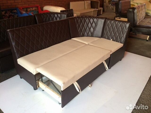 Кухонный угловой диван, со спальным местом