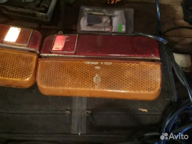Стекла задних фонарей ваз 2103