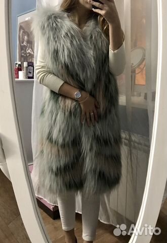 Жилет меховой из песца Жилет меховой из песца