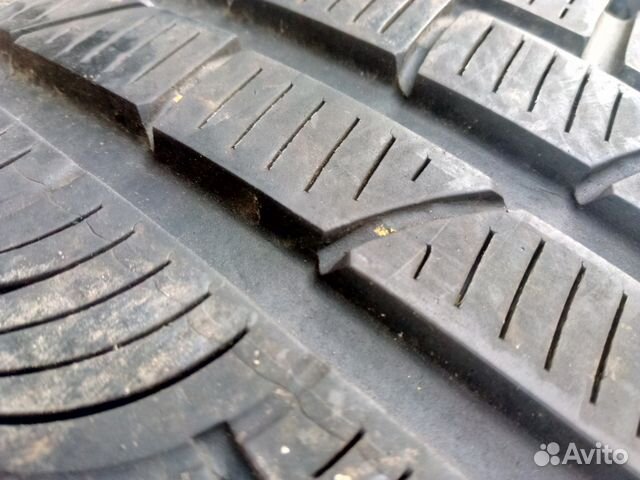 225 60 16 Pirelli Winter Sottozero 210 2-serie 225 60 16 Pirelli Winter Sottozero 210 2-serie