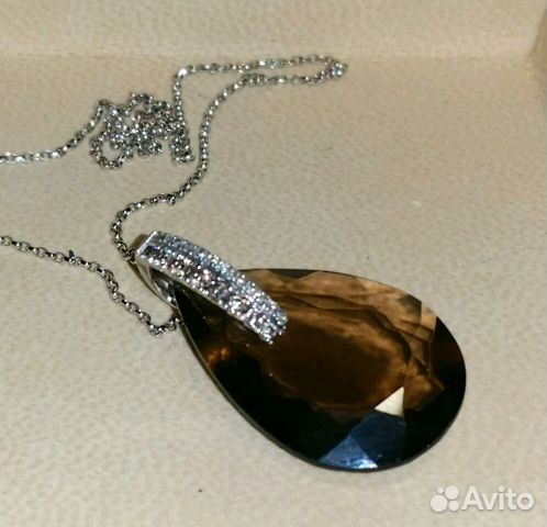 Кулон золотой с топазом и бриллиантами