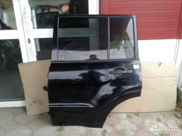 Дверь задняя левая Mitsubishi Pajero 4 Дверь задняя левая Mitsubishi Pajero 4