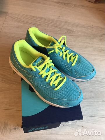 Кроссовки asics Amplifoam новые