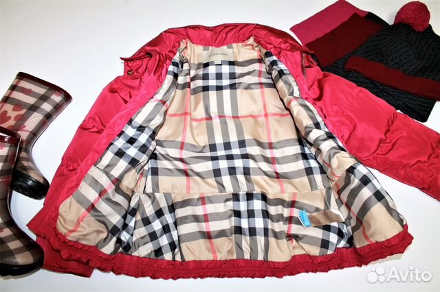 Burberry куртка 8-10 лет Оригинал Burberry куртка 8-10 лет Оригинал