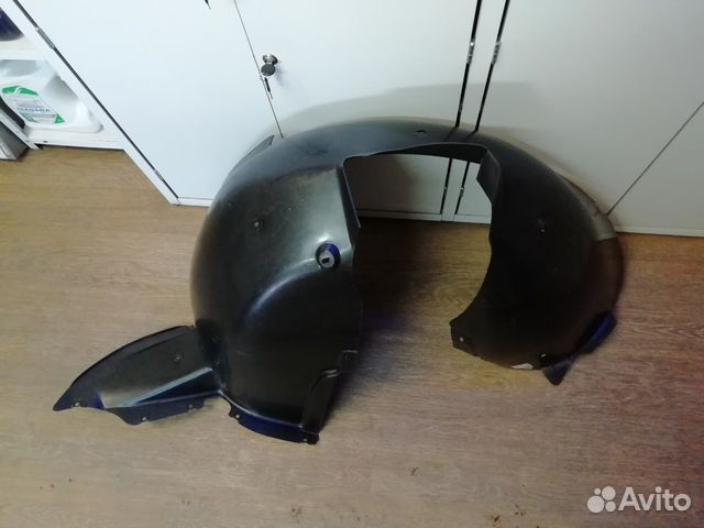 Подкрылок передний левый VW touran 06-15 LH Подкрылок передний левый VW touran 06-15 LH