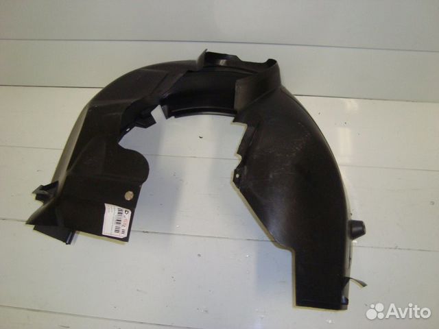 Подкрылок передний правый Ford Focus 3 CB8 1.6 Подкрылок передний правый Ford Focus 3 CB8 1.6