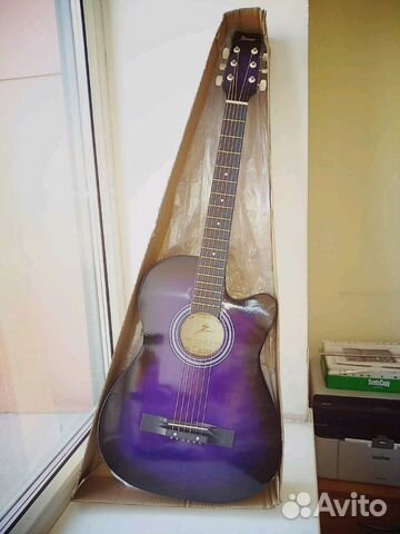 Новая фиолетовая гитара