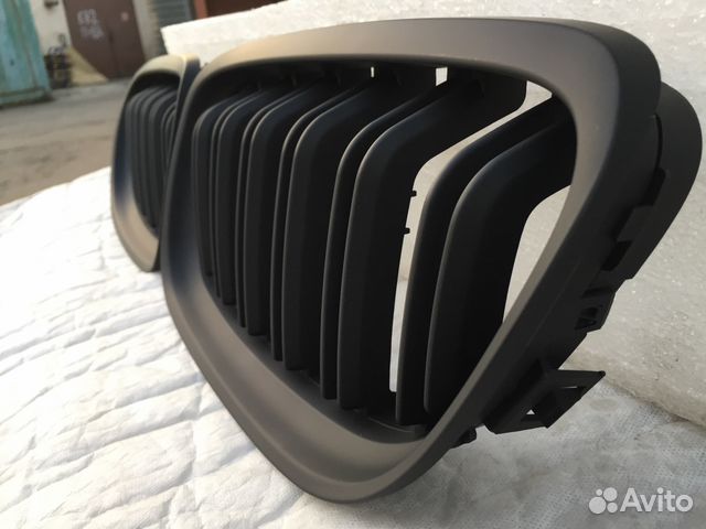 Бмв 3 Е90 E90 решетка радиатора черная Бмв 3 Е90 E90 решетка радиатора черная