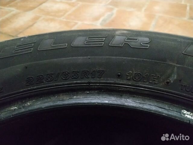 225 65 17 Bridgestone Dueler H/T 687 78T 225 65 17 Bridgestone Dueler H/T 687 78T