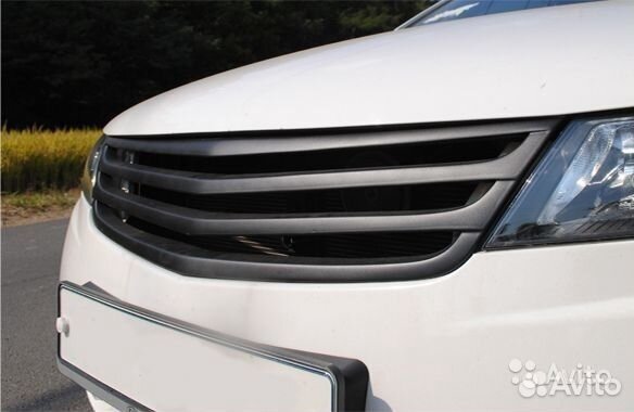 Решетка радиатора Moris Club на Kia Cerato Forte