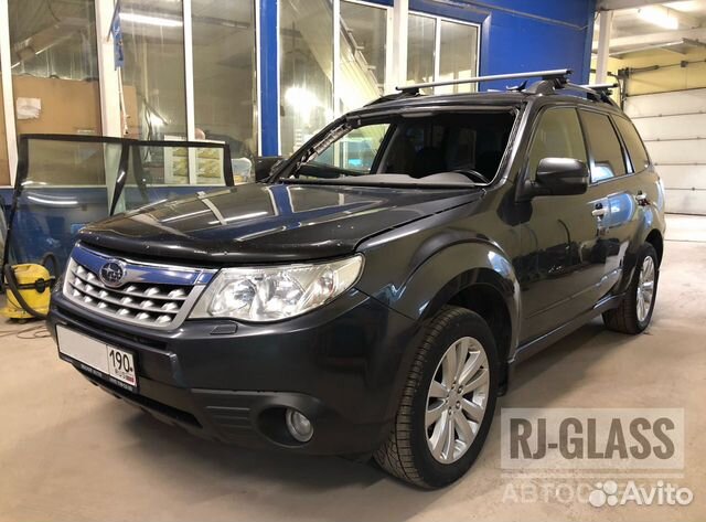Лобовое стекло на Субару Форестер SH Лобовое стекло на Субару Форестер SH