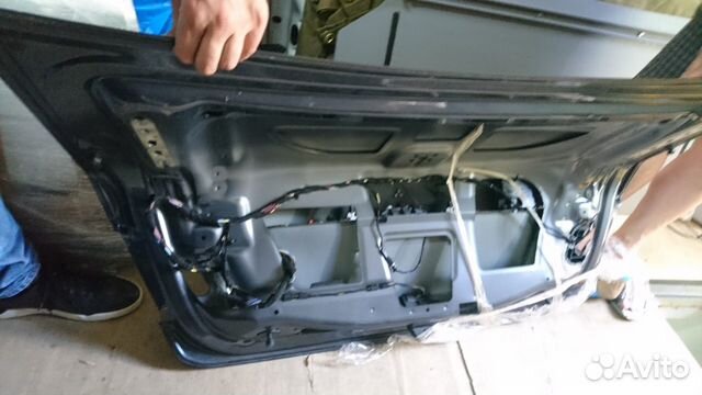 Крышка багажника Mercedes W212 E Крышка багажника Mercedes W212 E