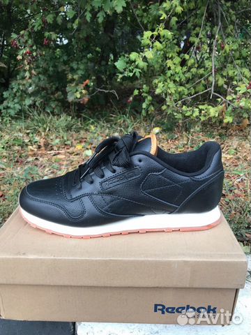 Кроссовки из натуральной кожи Рибок 43