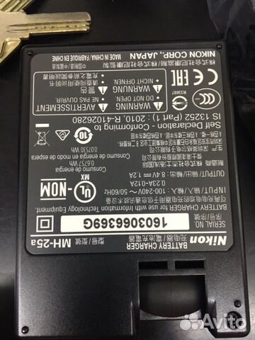 Зарядка Nikon из комплекта (MH 24, MH 25) оригинал Зарядка Nikon из комплекта (MH 24, MH 25) оригинал