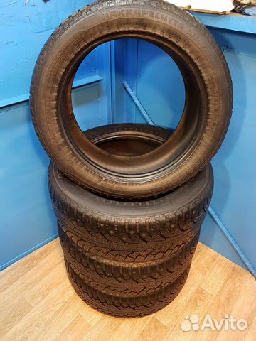 Nokian hakkapeliitta 5 255/50R19