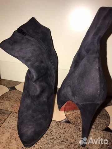 Ботильоны Christian Louboutin Ботильоны Christian Louboutin