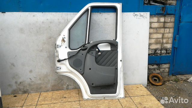 Дверь передняя правая на Peugeot Boxer 2 Дверь передняя правая на Peugeot Boxer 2