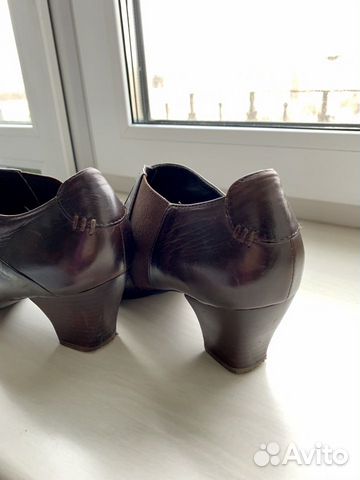 Кожаные туфли Tamaris Кожаные туфли Tamaris