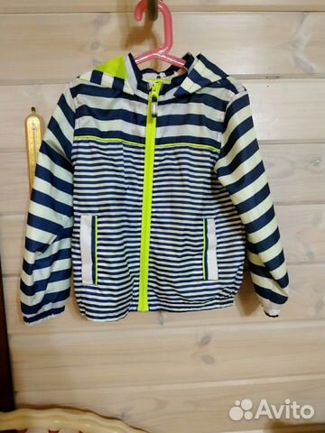 Ветровка Mothercare 122 р новая Ветровка Mothercare 122 р новая