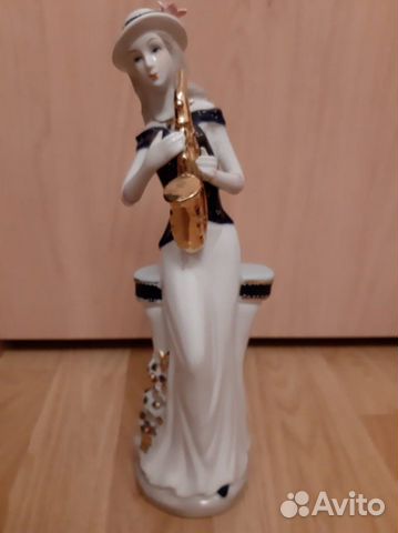 Статуэтка