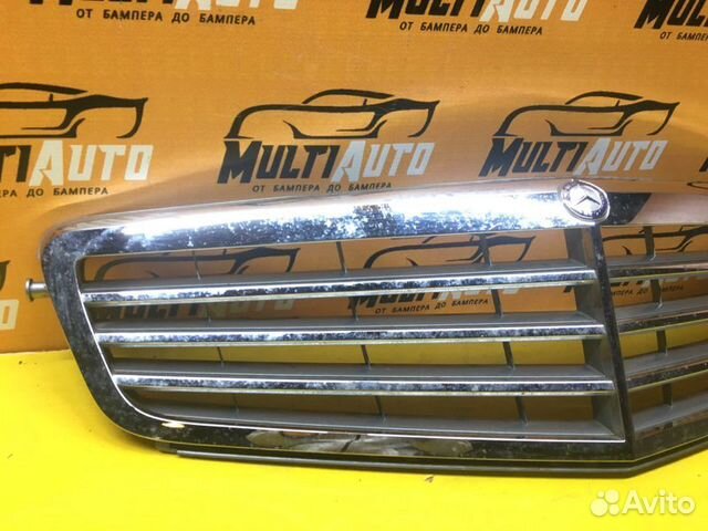 Решетка радиатора Mercedes C-Classe W204 2011-2014 Решетка радиатора Mercedes C-Classe W204 2011-2014