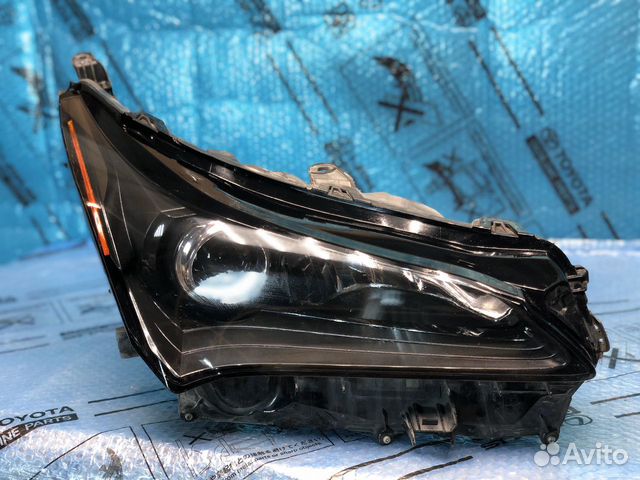 Lexus NX200/300 фара правая оригинал 14-17 год Lexus NX200/300 фара правая оригинал 14-17 год