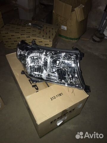 Фара Тойота Lc200