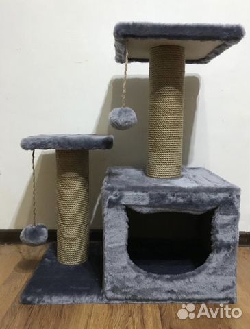 Домик для котика с утолщенными когтеточками Домик для котика с утолщенными когтеточками