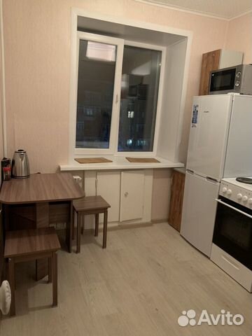 1-к квартира, 40 м², 4/5 эт. 1-к квартира, 40 м², 4/5 эт.