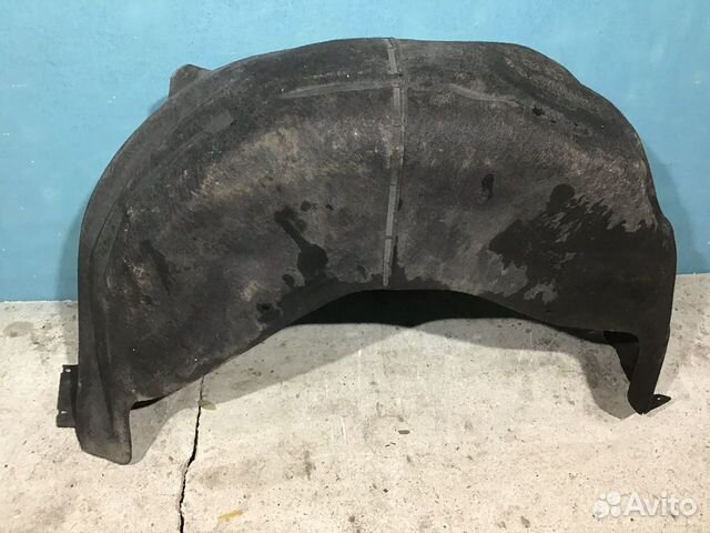 BMW X5 E70 подкрылок задний правый BMW X5 E70 подкрылок задний правый