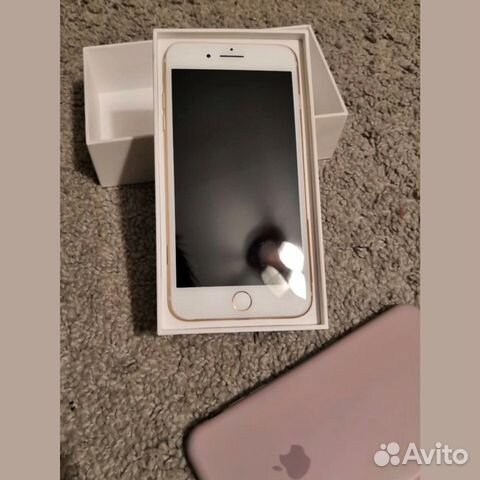 Телефон iPhone 7 Plus