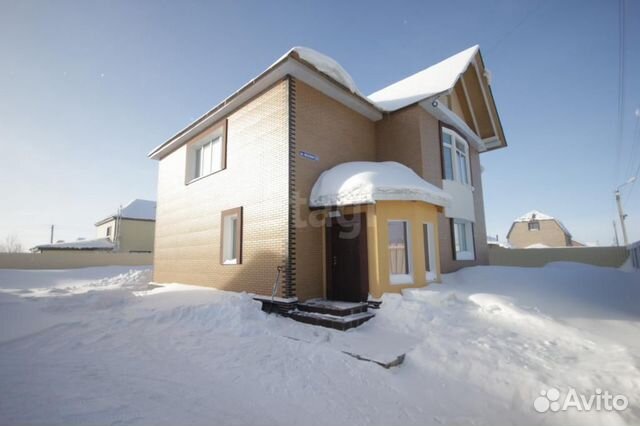 Коттедж 231.8 м² на участке 12 сот.