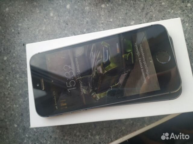 Телефон iPhone Телефон iPhone
