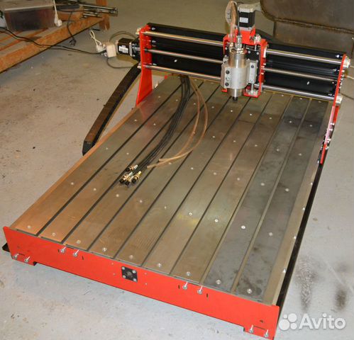 Станок с чпу настольный фрезерный 600х900мм Станок с чпу настольный фрезерный 600х900мм