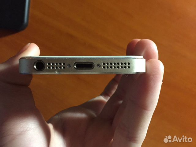 Телефон iPhone