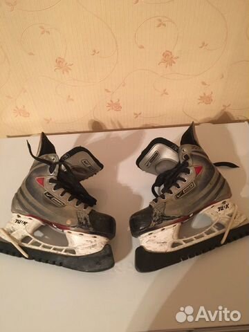 Хоккейные коньки Хоккейные коньки