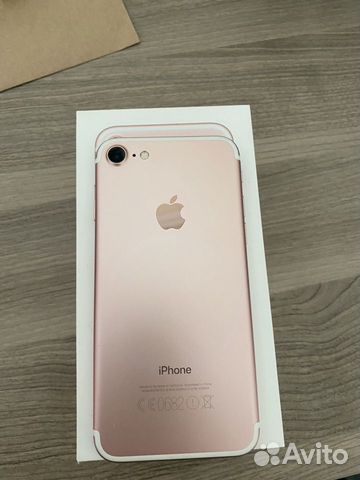 Телефон iPhone 7 32Гб Телефон iPhone 7 32Гб