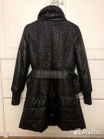 Стеганое пальто Guess Стеганое пальто Guess