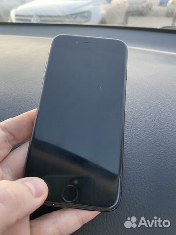 Телефон iPhone