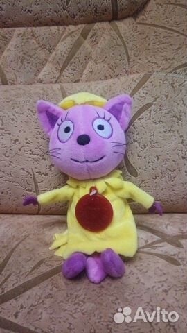 Три кота лапочка