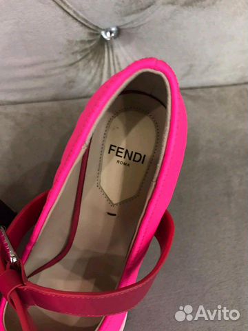 Туфли слингбэки Fendi из неопрена Туфли слингбэки Fendi из неопрена