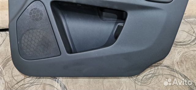 Передняя правая обшивка двери Volvo XC60 1 2008-17 Передняя правая обшивка двери Volvo XC60 1 2008-17