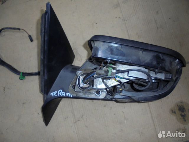 Корпус левого зеркала Volkswagen Terramont