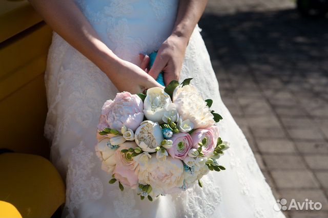 Свадебное платье Love Bridal со шлейфом 13000 Свадебное платье Love Bridal со шлейфом 13000