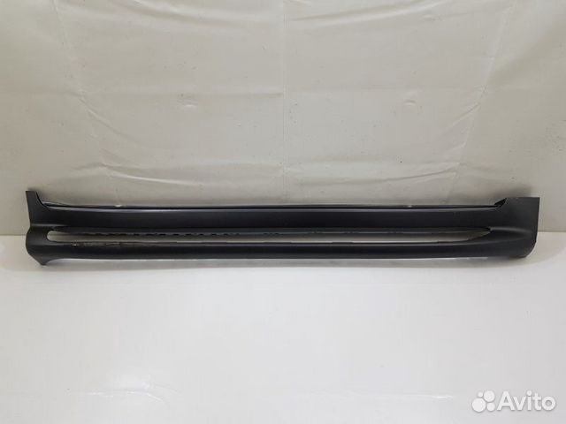 Накладка порога правая Toyota Land Cruiser 200