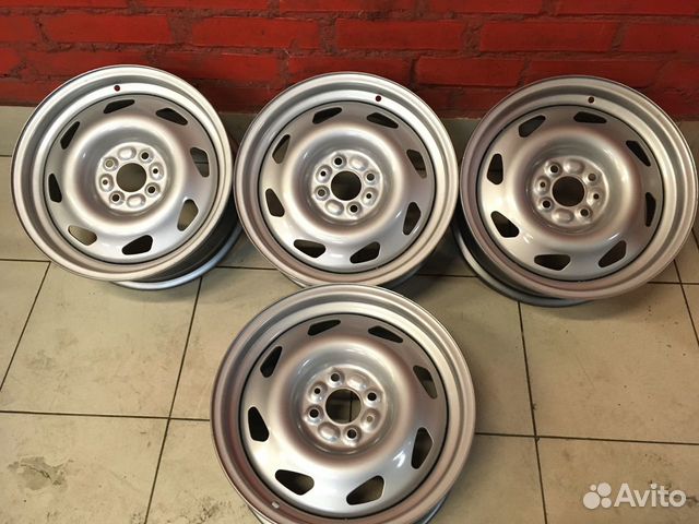 Диски r 15 4x98 штампы на ваз серебро Диски r 15 4x98 штампы на ваз серебро